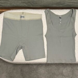SKIMS BOXER+TANK SET